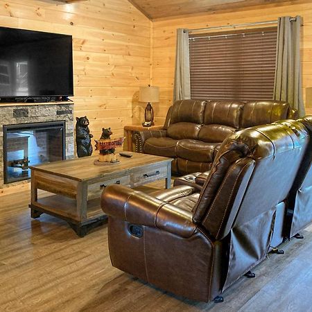 The Lazy Bear Pigeon Forge Exterior foto